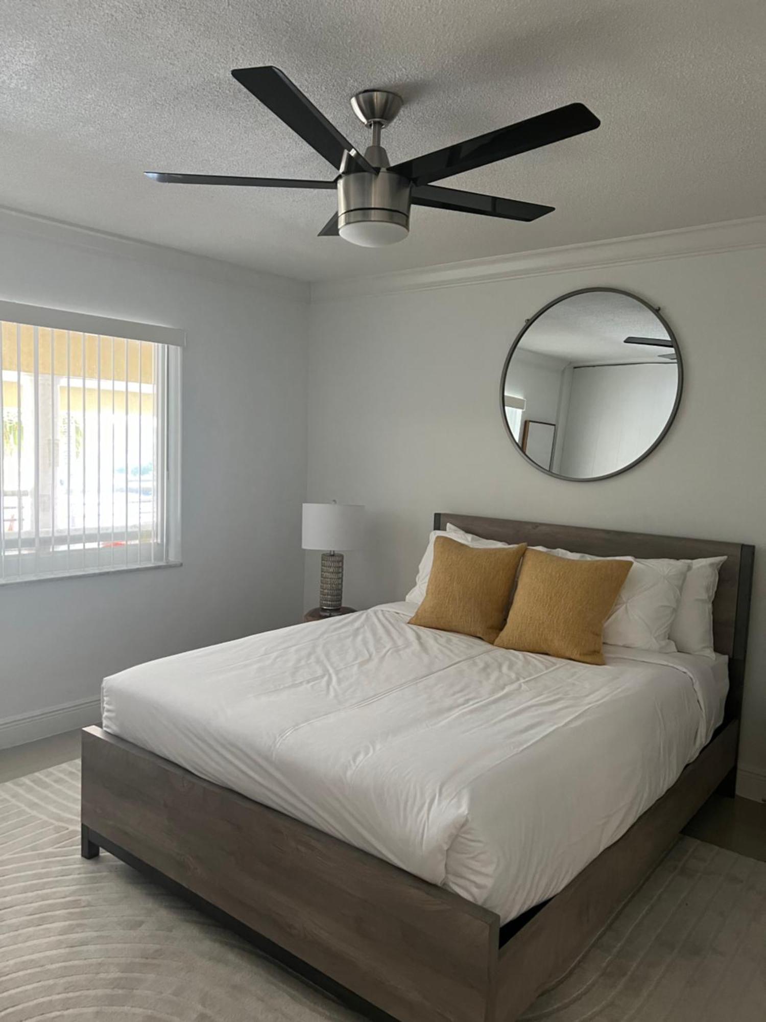 Royal Colonial Apartment Boca Raton Luaran gambar
