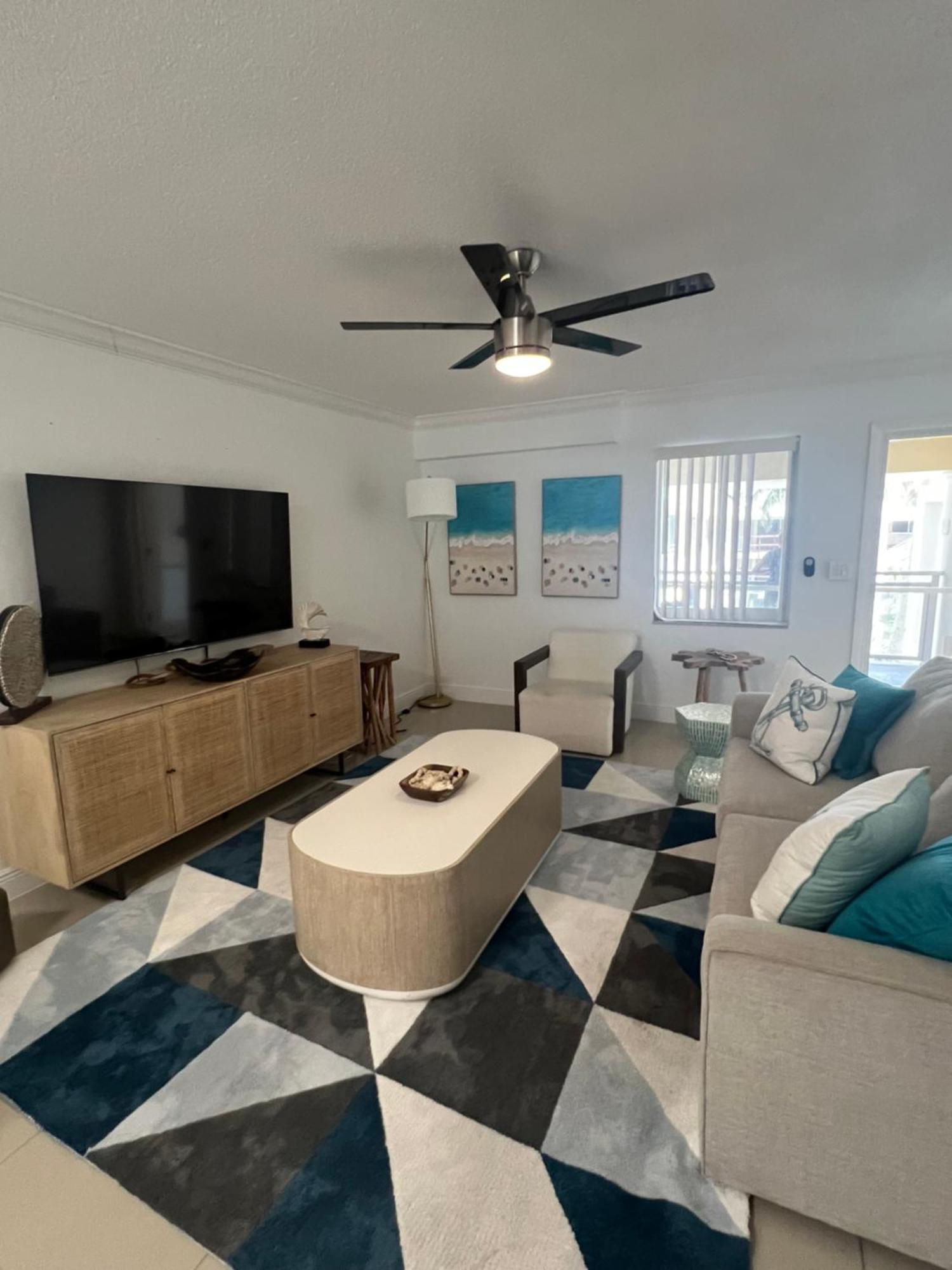 Royal Colonial Apartment Boca Raton Luaran gambar